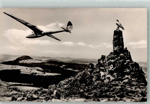 W6412 Wasserkuppe , Kr Fulda Segelflieger über dem Fliegerdenkmal in der Rhön Segelflug Foto AK