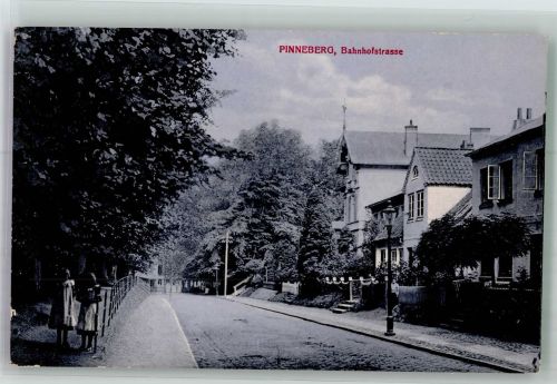 25421 W2080 Pinneberg 1915 - Bahnhofstrasse RS. Vereinslazarettstempel
