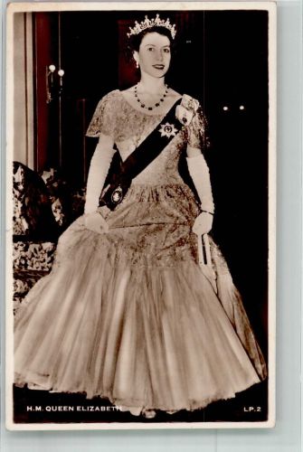 Die junge Königin Queen Elizabeth Adel England Foto AK