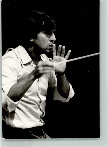 Salzburg Der italienische Dirigent Claudio Abbado Ort lt. Fotograf Ellinger Dirigent Foto AK