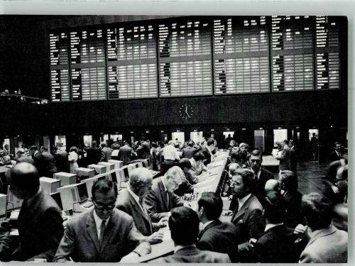 W6000 Frankfurt am Main Inneres der Frankfurter Wertpapierbörse Börse Foto AK