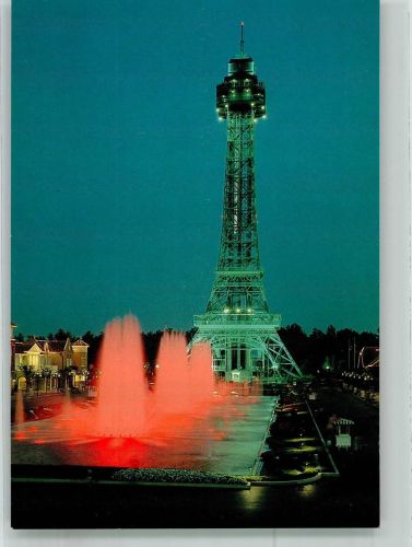 Eiffelturm mit Wasserfontaine im Freizeitpark Kings Dominion in Doswell Virginia USA Ballon Foto AK