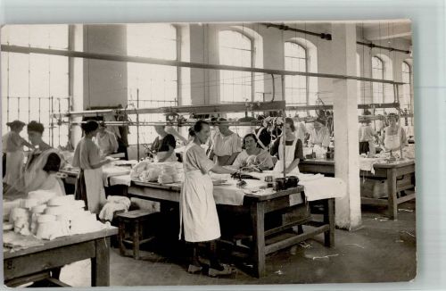 W8411 Walderbach Kloster Wäscherei ? Beruf Bügelzimmer Industrie Bügeleisen 1925 Foto AK