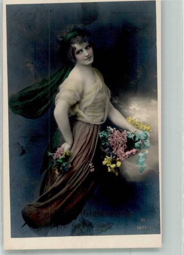 Junge Frau mit buntem Blumenkorb gratuliert zum Geburtstag Nr. 5827 Rotophot