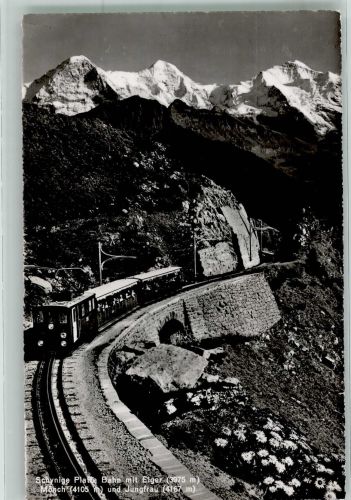 Wilderswil Schynige Platte Bahn mit Eiger Mönch und Jungfrau Photoglob 02921 Hüttenstempel Zahnradbahn Foto AK