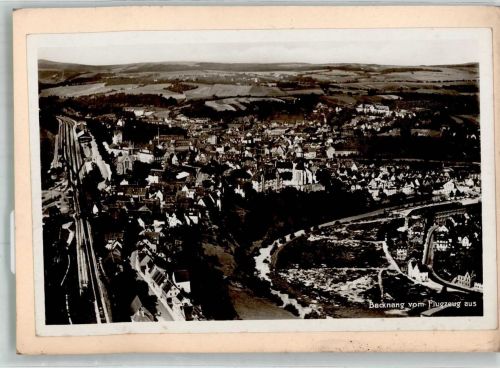 71522 W7150 Backnang 1933 FOTO KEINE AK Fliegeraufnahme des Ortes mit der Stiftskirche Original aufmontierte Verlagsmusterkarte