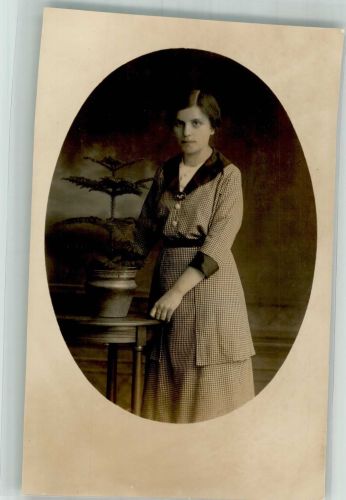 94469 W8360 Deggendorf - Foto Frau