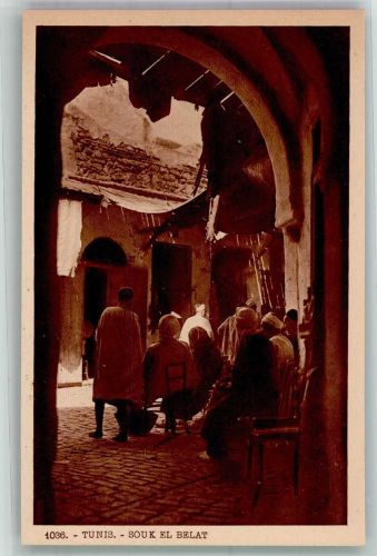Tunis Gebrauchsspuren Tracht Souk