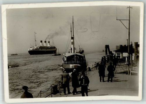 W2000 Blankenese Landungsbrücke Dampfer Cap Arcona Gebrauchsspuren