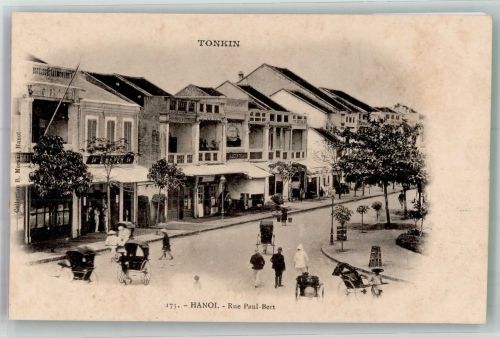 Hanoi Gebrauchsspuren Tracht Riksha Geschäft Rue Paul-Bert Leim löst sich
