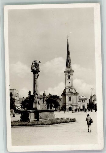 Nové Zámky Neuhäusl Gebrauchsspuren Denkmal Kirche