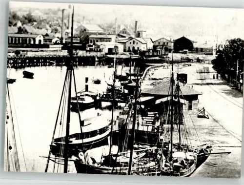 24937 W2390 Flensburg FOTO KEINE AK Hafen Segelschiffe Ort handschriftlich