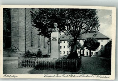 95632 W8592 Wunsiedel - Jean Paul Platz mit Denkmal u. Geburtshaus