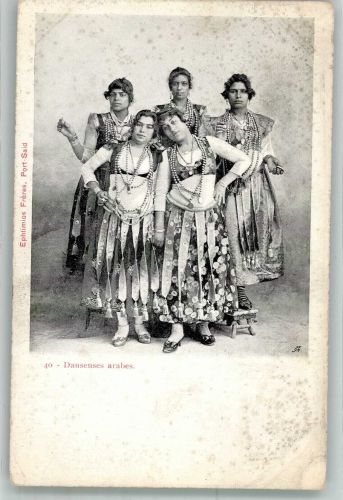 Port Said Gebrauchsspuren Tracht Frauen Tänzerinnen Ort lt. Fotograf