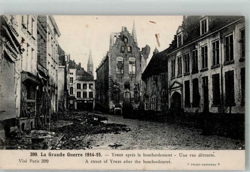 Ypres Ypern / Ieper Foto AK WK I 1914-1915 Nach der Bombardierung