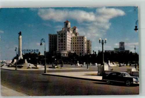 Havanna La Habana 1953 Foto AK Auto Hotel Nacional Denkmal Säule