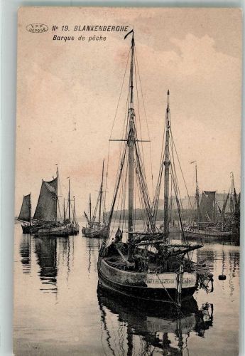 Blankenberghe Blankenberge Foto AK Fischer- Boote Hafen
