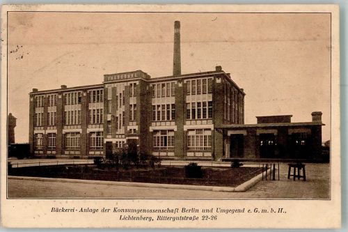 10115 O1130 Lichtenberg 1918 Gebrauchsspuren Bäckerei-Anlage der Konsumgenossenschaft Berlin Rittergutstrasse 22-26 Foto AK Leim löst sich