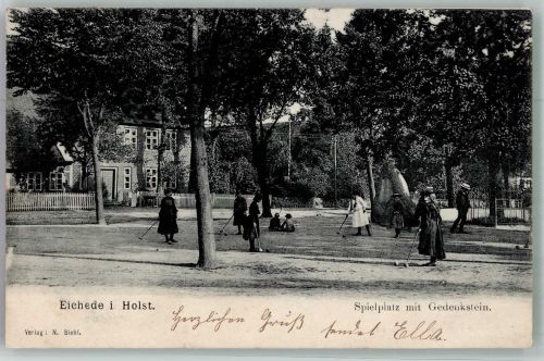 22964 W2073 Eichede 1905 - Spielplatz Schlagballspielerinnen Gedenkstein