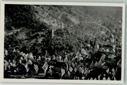 97737 W8780 Gemünden a. Main 1942 Foto AK Fliegeraufnahme des Ortes mit Ruine Scherenburg und Kirche St. Peter und Paul