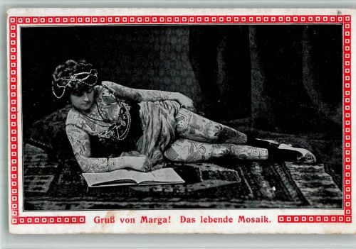 Marga Das lebende Mosaik Tätowierung BOAKC