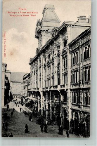 34100 Trieste / Triest / Trst Foto AK Rathaus Börsenplatz