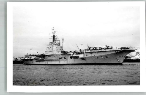 W2000 Hamburg Flugzeugträger R06 HMS Centaur Marine