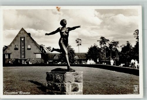 W1000 Wannsee Strandbad Skulptur (Erotik)