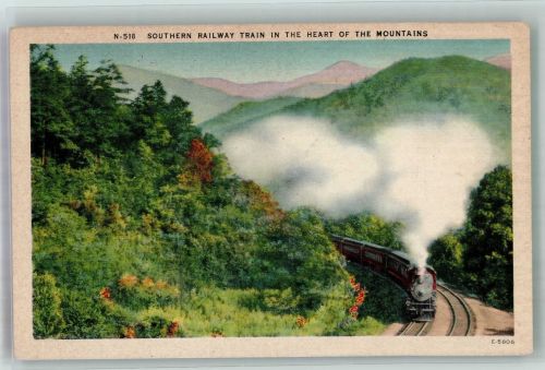 Eisenbahnzug Southern Railway Train im Herz der Berge USA Dampflokomotive