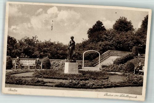 10115 W1000 Wedding Gebrauchsspuren Statue Schillerpark Foto AK