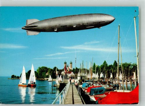 W7990 Friedrichshafen Luftschiff Hindenburg über dem Jachthafen Zeppelin Fotomontage AK