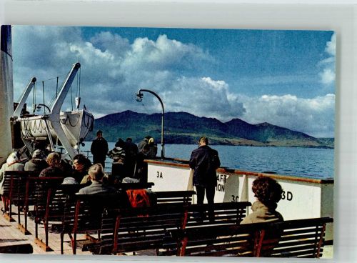 Passagiere an Bord des Fahrgastschiffes Glen Sannox auf dem Weg zur Insel Arran Großbritannien Fotograf David Macalpine Seebäderschiff Foto AK