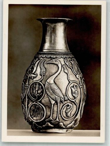 W1000 Berlin Mitte Sasanidische Silbervase in den Staatlichen Museen Islamische Abteilung Fotograf Schwarz Kunstgeschichte Berlin Foto AK