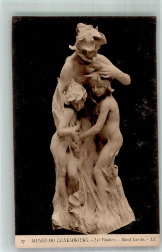 Paris Skulptur Les Violettes von Raoul Larche im Musee du Luxembourg Skulptur