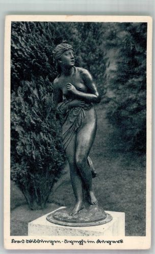 W3590 Bad Wildungen Skulptur Nymphe im Kurpark Skulptur (Erotik) 1941 Foto AK