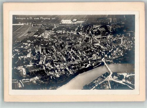 89415 W8882 Lauingen Donau 1932 FOTO KEINE AK Fliegeraufnahme des Ortes mit Stadtpfarrkirche St. Martin Original aufmontierte Verlagsmusterkarte