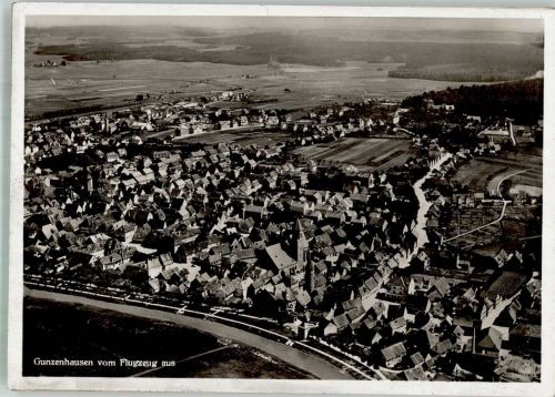 91710 W8820 Gunzenhausen am Altmühlsee 1932 FOTO KEINE AK Fliegeraufnahme des Ortes mit Kirche St. Mariä Virginis Original aufmontierte Verlagsmusterkarte