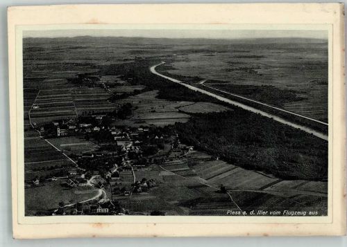 87773 W8941 Pleß , Iller 1935 FOTO KEINE AK Fliegeraufnahme des Ortes Original aufmontierte Verlagsmusterkarte