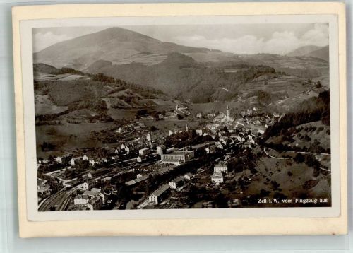 79669 W7863 Zell im Wiesental 1935 FOTO KEINE AK Fliegeraufnahme des Ortes mit dem Bahnhof Original aufmontierte Verlagsmusterkarte