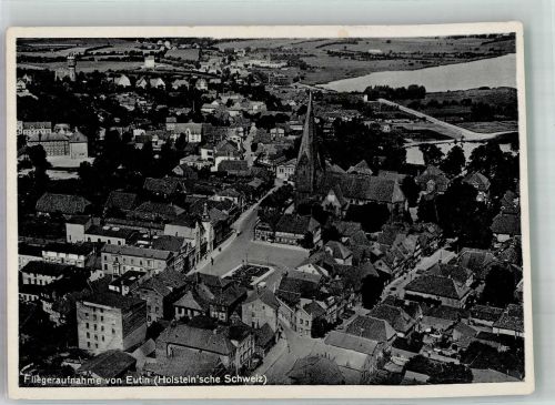 23701 W2420 Eutin Foto AK Fliegeraufnahme des Ortes mit der St.-Michaelis-Kirche