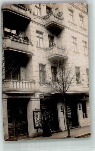 10115 W1000 Rixdorf Foto AK Wohn- u. Geschäftshaus Kolonialwaren Ort lt. Fotograf