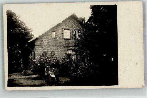 25761 W2242 Büsum 1919 Privatfoto AK Klinkerhaus Garten Ort lt. Stempel