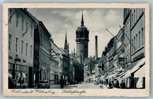 06886 O4600 Lutherstadt Wittenberg 1940 Foto AK Schloss- Kirche Auto Schlossstrasse
