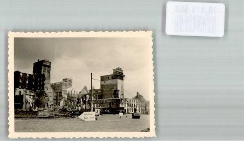 Loewen 1940 FOTO KEINE AK Trümmer WK II Ort handschriftlich