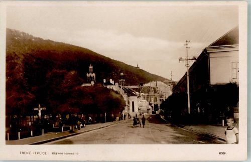 Trencsenteplic Trentschin-Teplitz Foto AK Straße Hlavne namestie