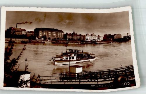 Bratislava Pozsony Foto AK Fahrgastschiff Donau Scan verzogen