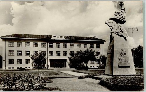 Pistyan Piestany Foto AK Denkmal Pomnik