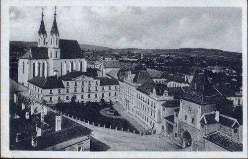 um 1930/40 - Sudeten, Kr. Hradisch, Kremsier, Stadtansicht, Kirche, Luftbild
