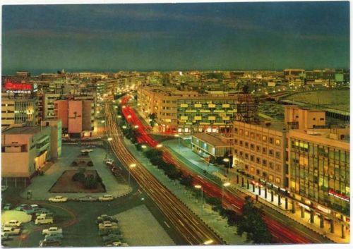 um 1980/90 Fahd Al-Salem-Straße bei Nacht ,Kuwait.,Krüger