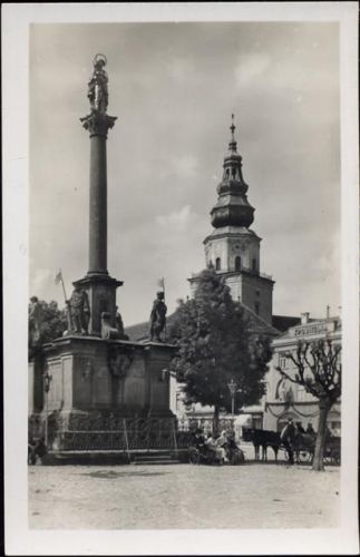 um 1930/40 Kr. Hradisch: Denkmal, Kirche AKU1
